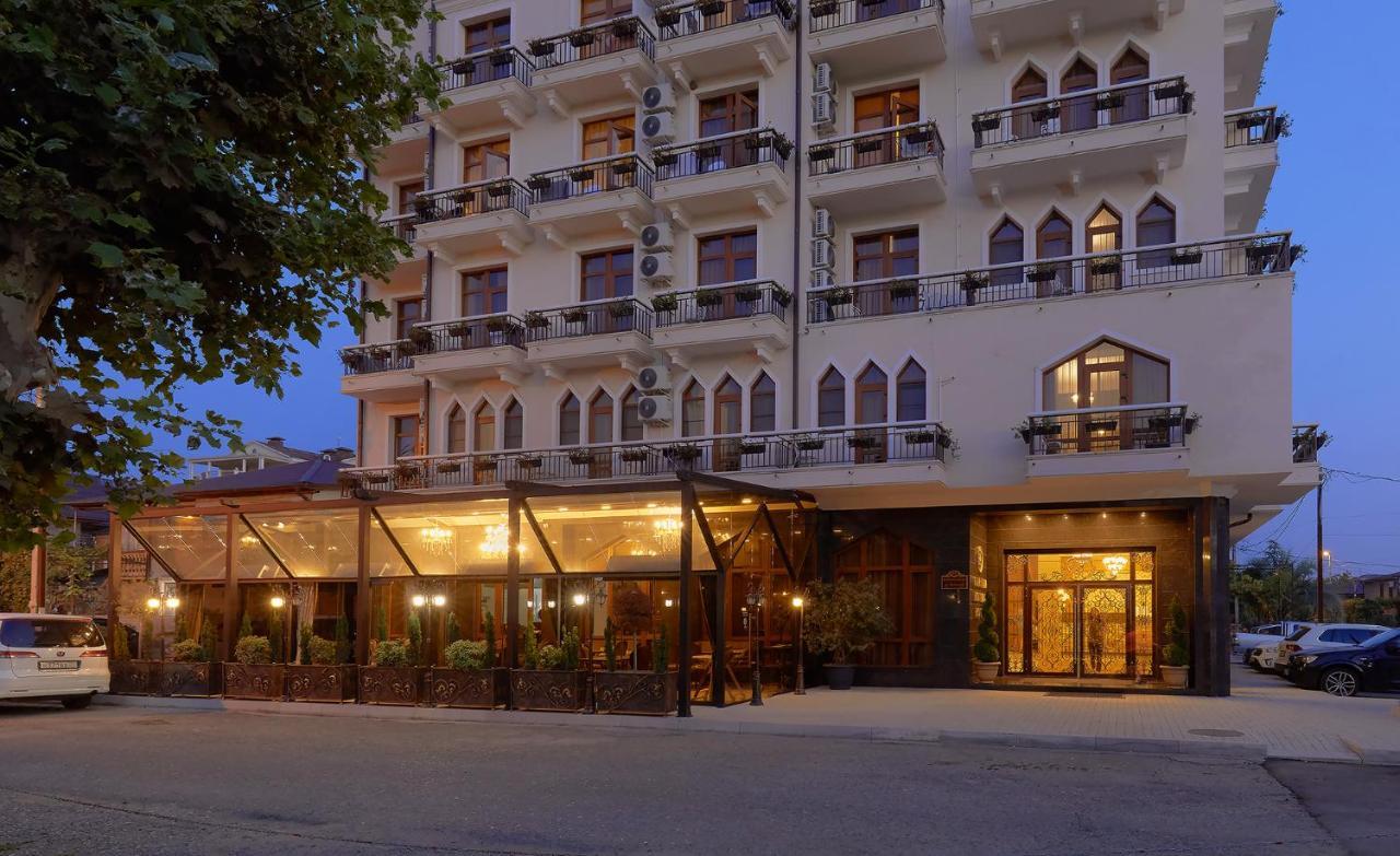 Garuda Boutique Hotel Sukhumi Exteriör bild