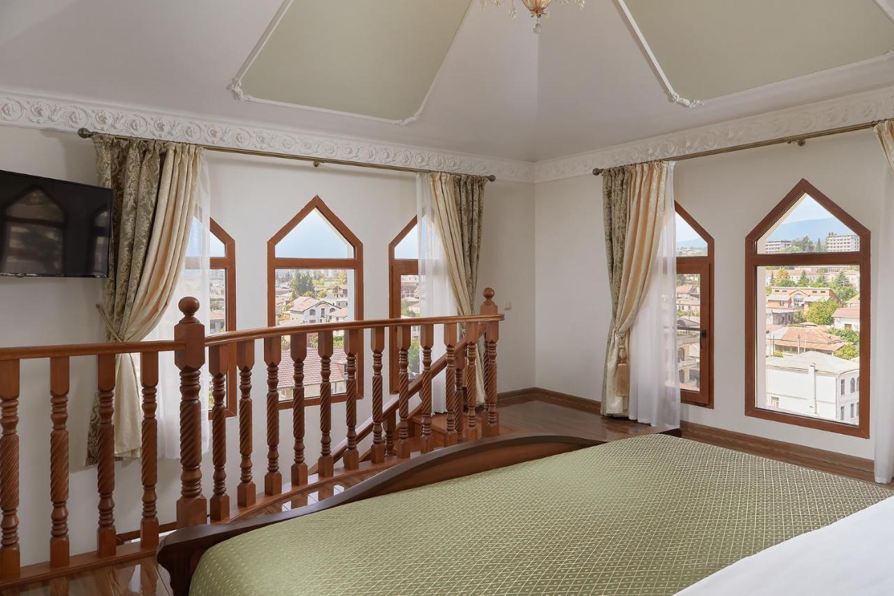 Garuda Boutique Hotel Sukhumi Exteriör bild